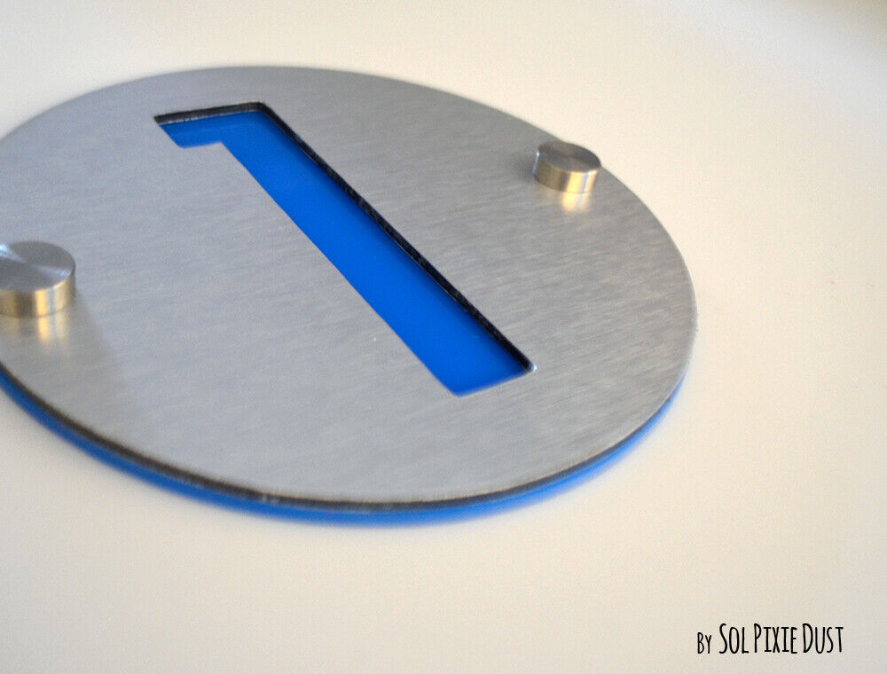 Modern House Numbers, One Number Round Alucobond with Blue Acrylic - Plaque Sign