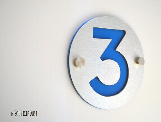 Modern House Numbers, One Number Round Alucobond with Blue Acrylic - Plaque Sign