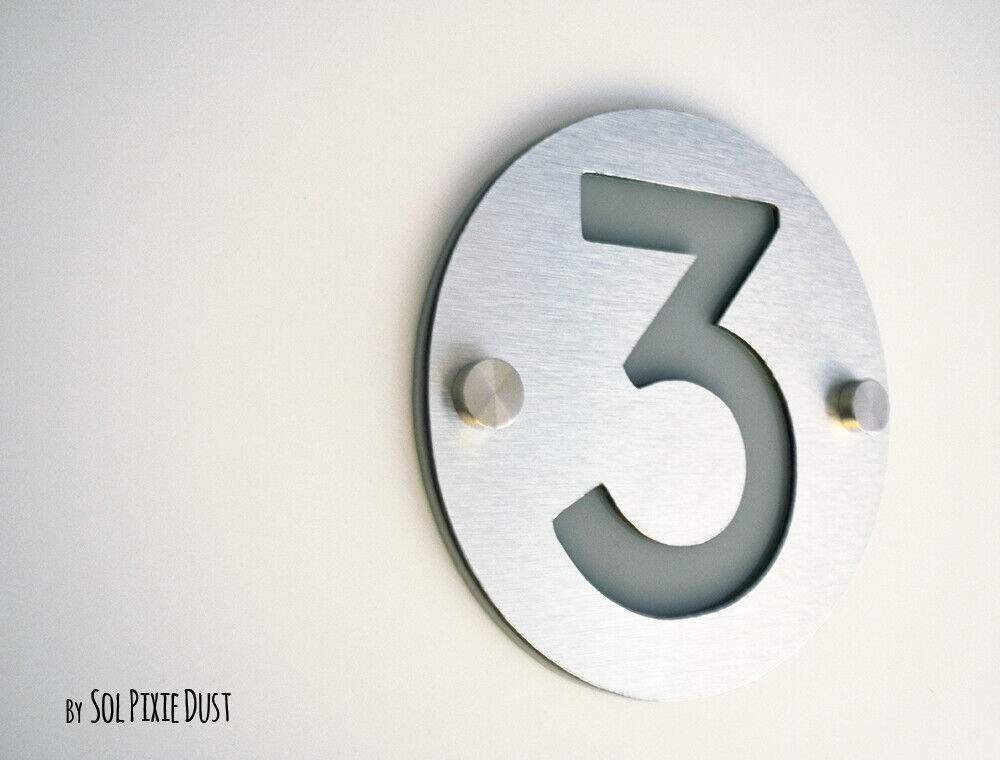 Modern House Numbers, One Number Round Alucobond with Gray Acrylic - Plaque Sign